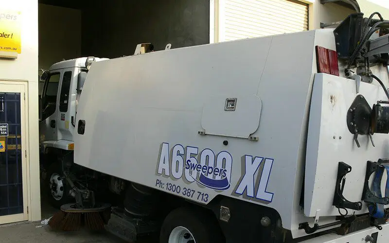 Dispatching a road sweeper in Brisbane